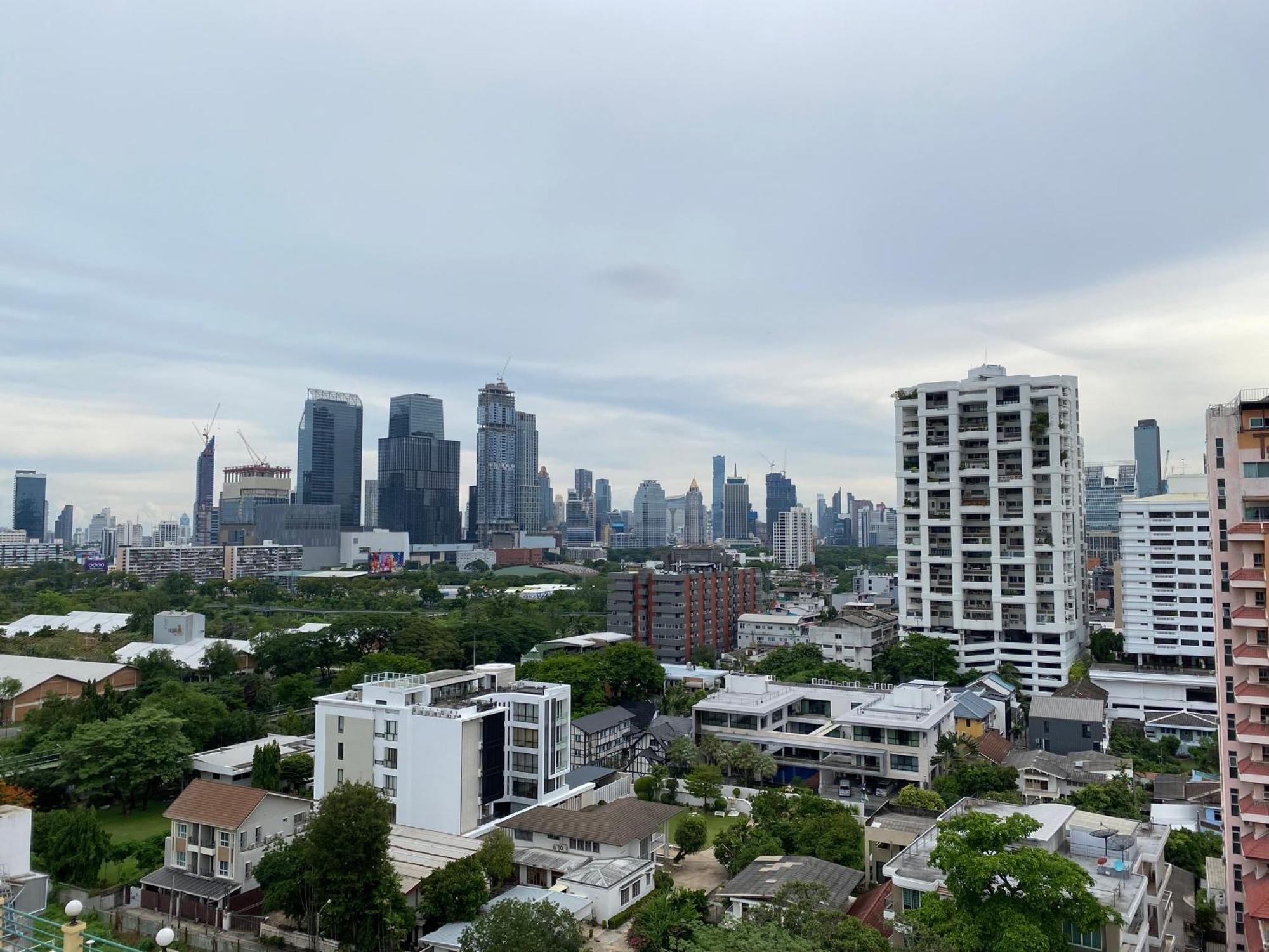 Nantiruj Tower - นันทิรุจ ทาวเวอร์ เซอร์วิสอพาร์ทเม้นท์ สุขุมวิท ซอย 8 Διαμέρισμα Μπανγκόκ Εξωτερικό φωτογραφία